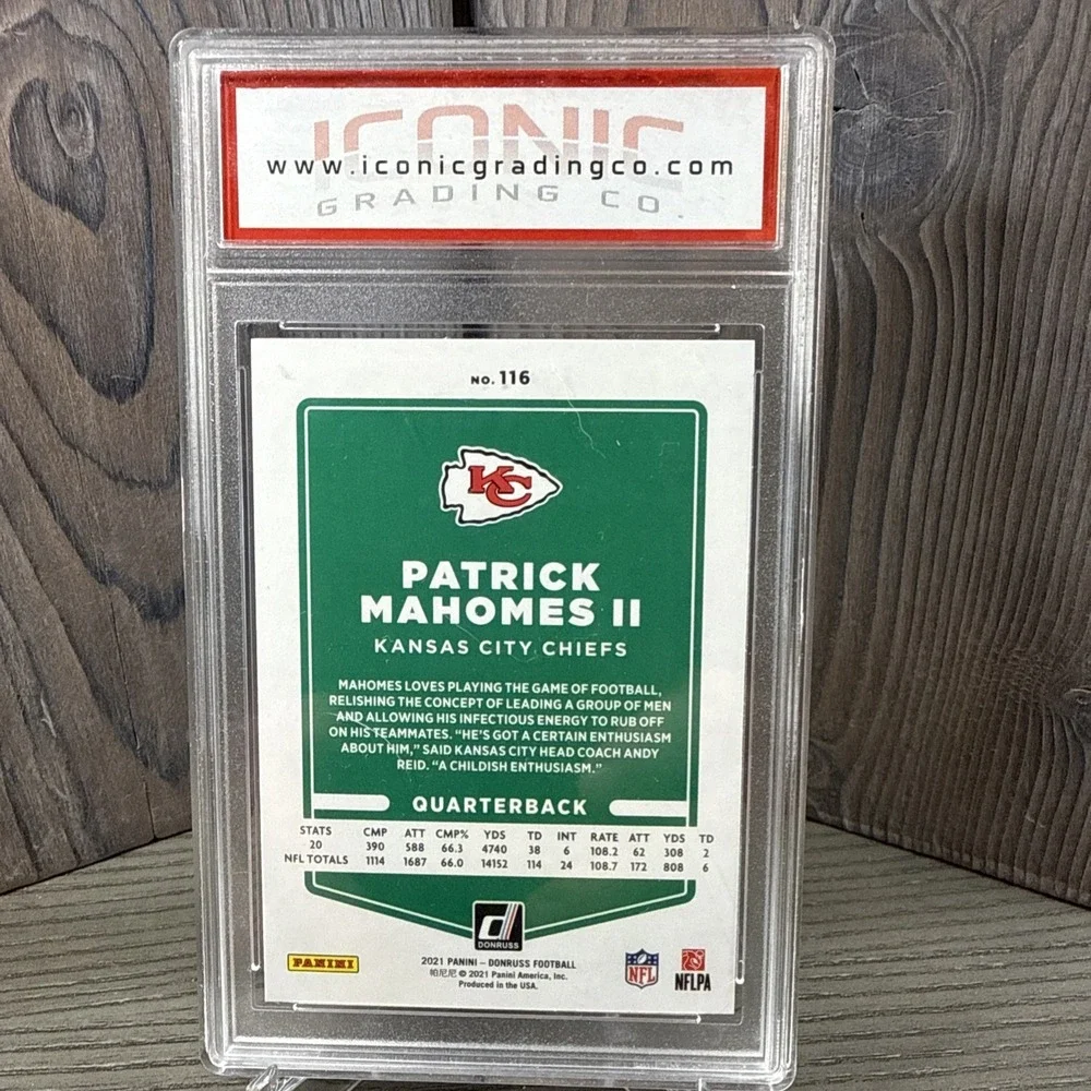 2021 Panini Donruss Photo Variation Patrick Mahomes‎ II #116 Pristine 10